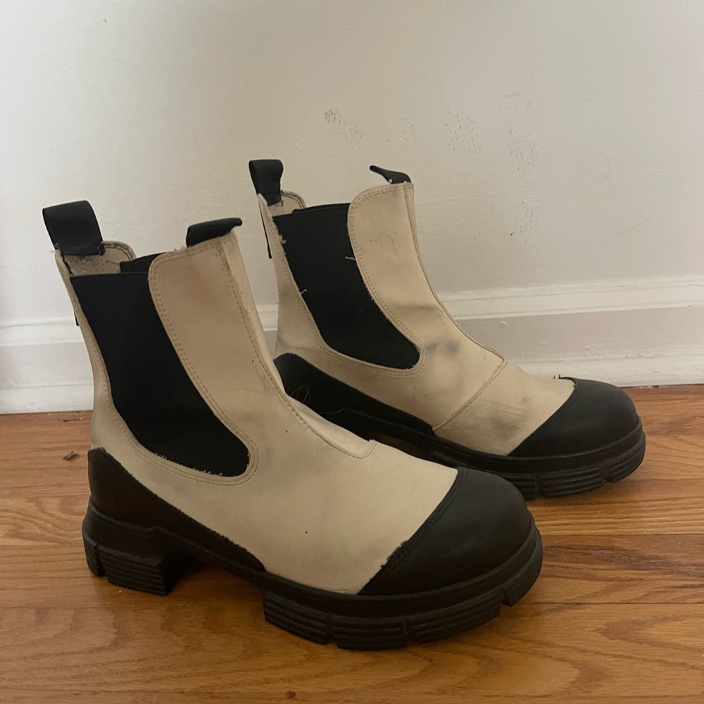 Ganni Lug Sole Boots